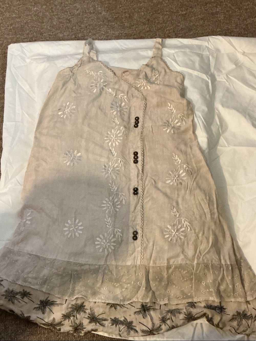 raya sun Beige Floral Embroidered Midi Dress
